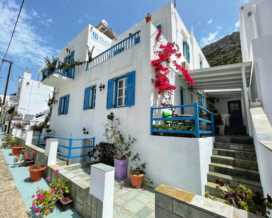 Theodora Rooms Kamares  ภายนอก รูปภาพ