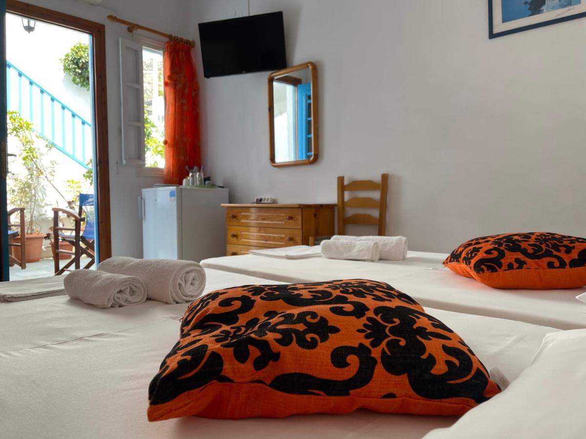 Theodora Rooms Kamares  ภายนอก รูปภาพ