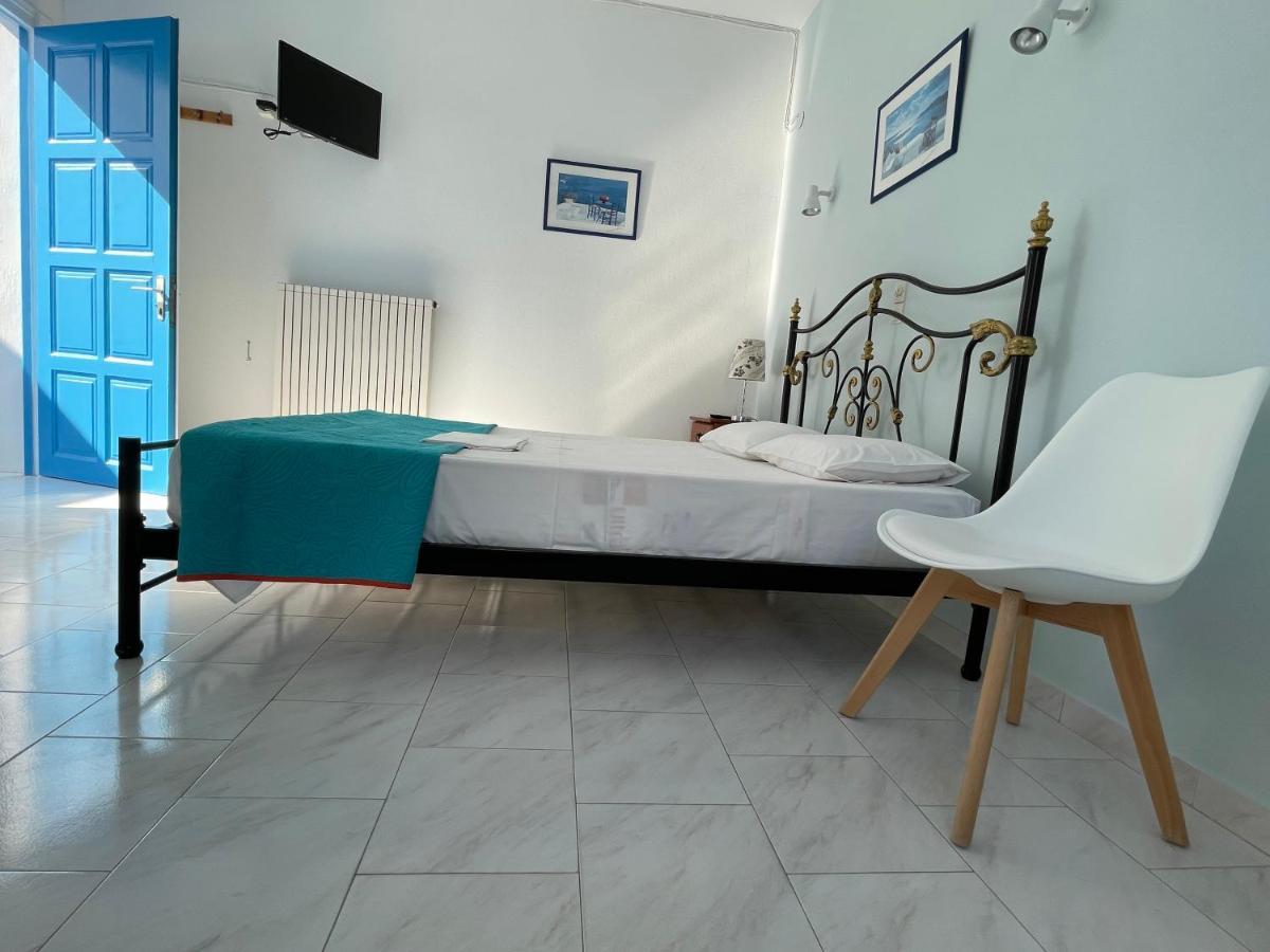 Theodora Rooms Kamares  ภายนอก รูปภาพ