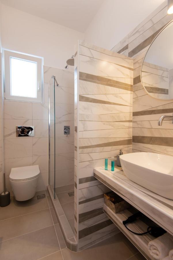 Theodora Rooms Kamares  ภายนอก รูปภาพ