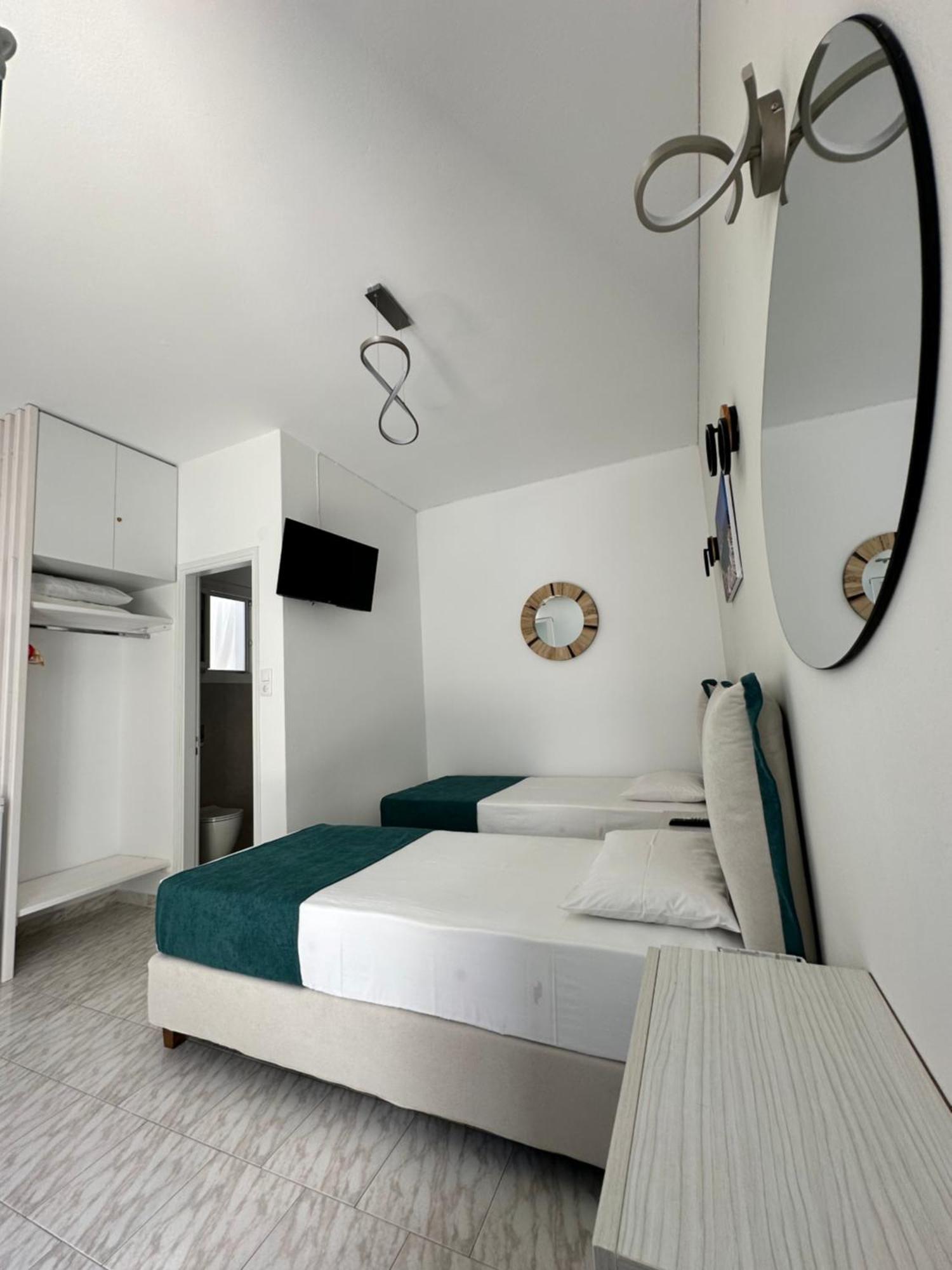 Theodora Rooms Kamares  ภายนอก รูปภาพ