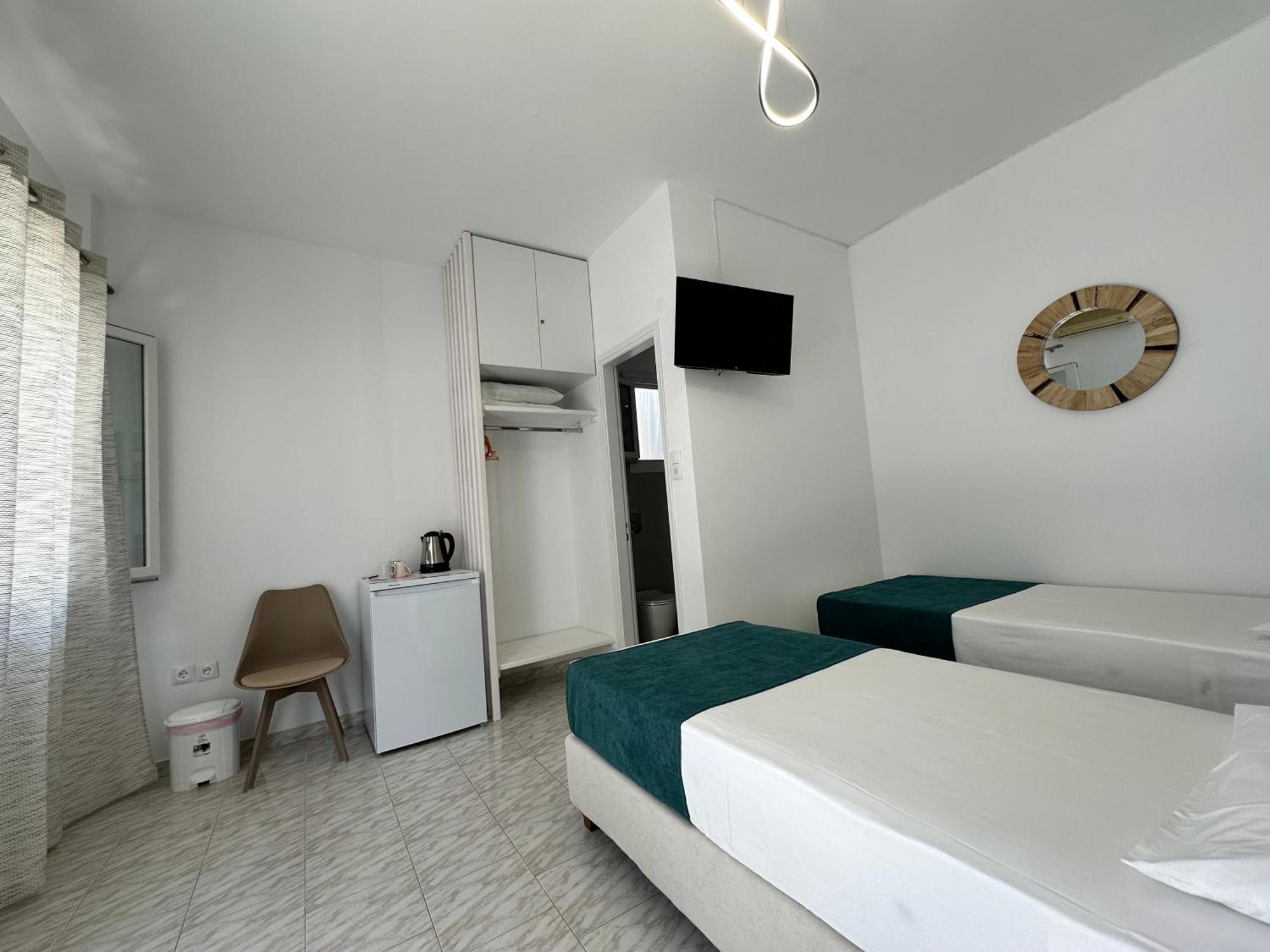 Theodora Rooms Kamares  ภายนอก รูปภาพ