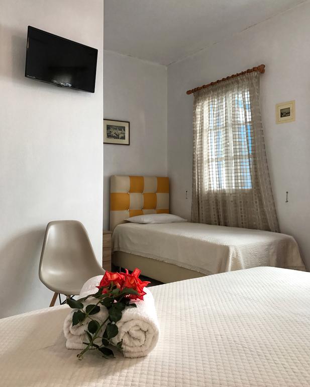 Theodora Rooms Kamares  ภายนอก รูปภาพ